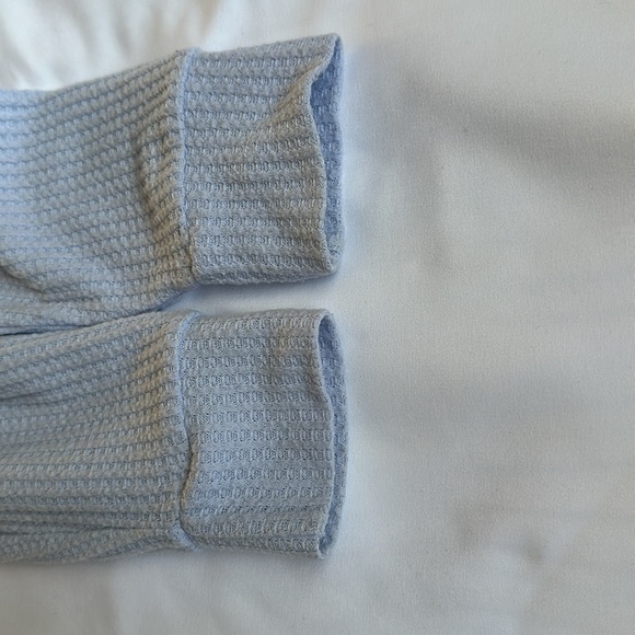 HOLLISTER Co. Women’s Blue Hoodie - Picture 5 of 8